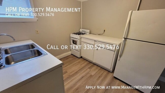 Photo - 551 Allyn St Unit 3