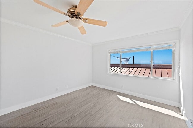 Photo - 2037 S Coast Hwy Unidad 12