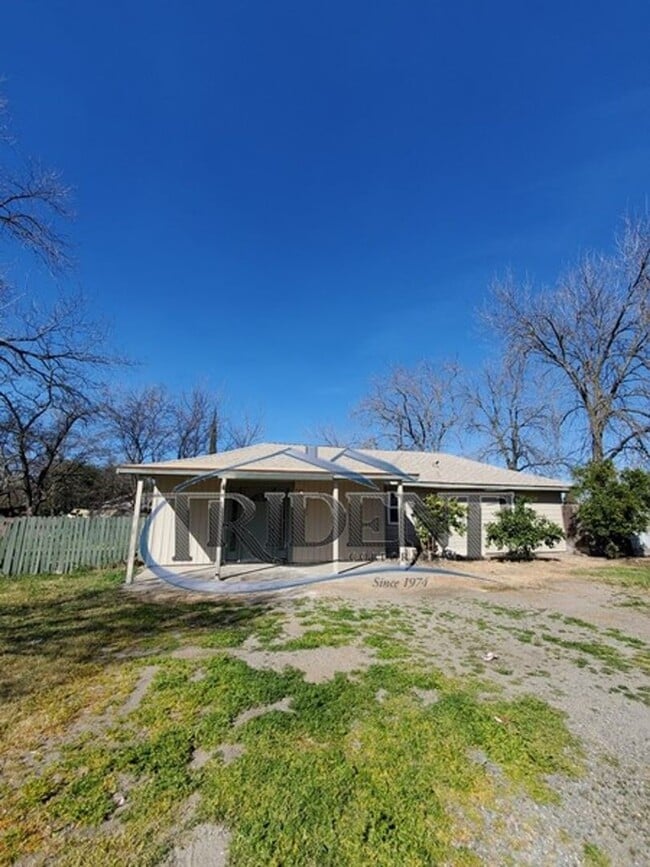 Building Photo - (1430m7) Sierra Way Unit 1825