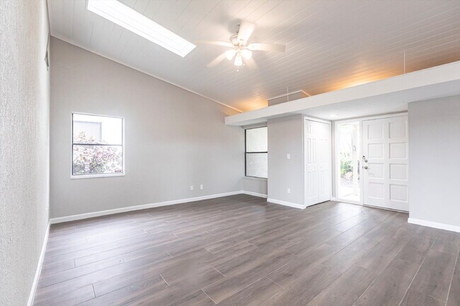 Photo - 16737 Pheasant Ct