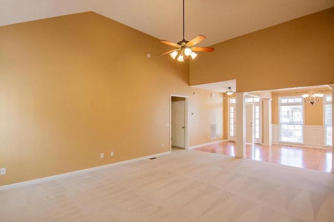Photo - 6811 Neville Dr
