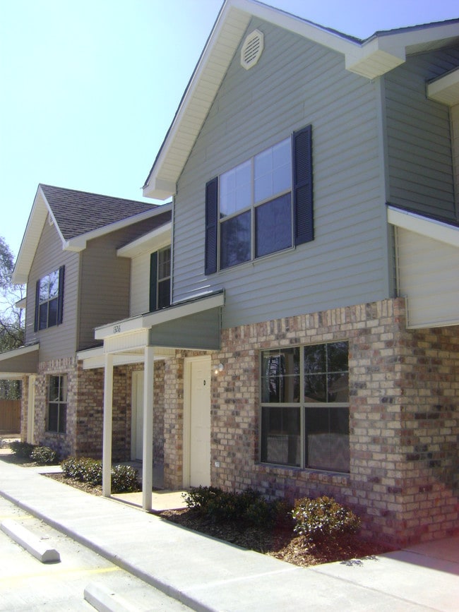 Photo - 43087 W Pleasant Ridge Rd