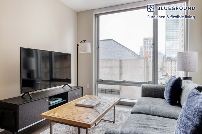 Photo - 77 Exeter St Unit FL6-ID867