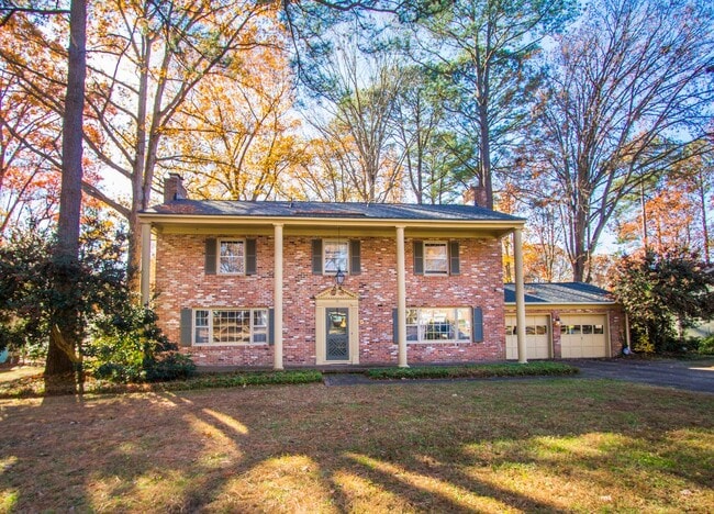 Building Photo - 15 Garland Dr Rental