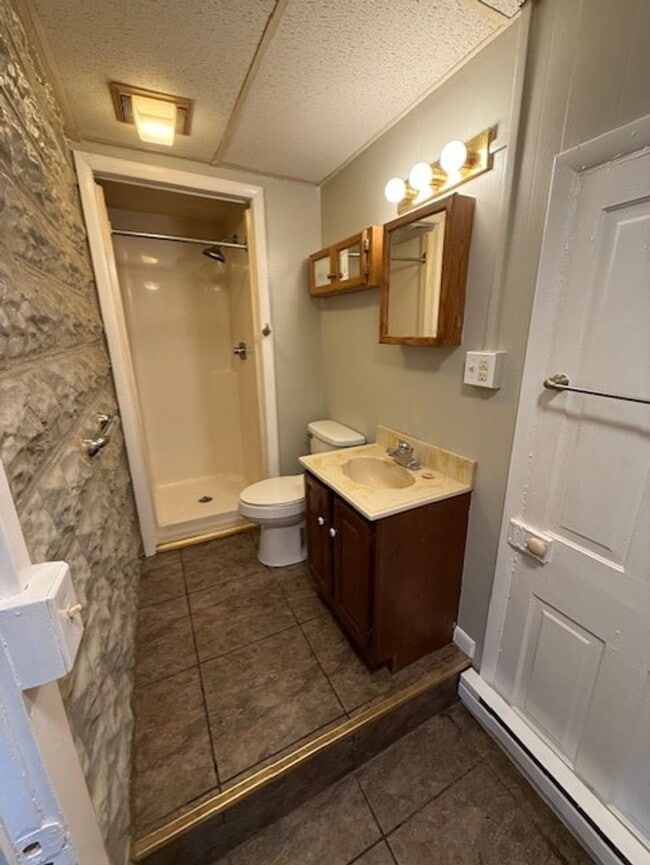 Photo - AVAILABLE NOW! 1 bedroom 1 bathroom apartm...