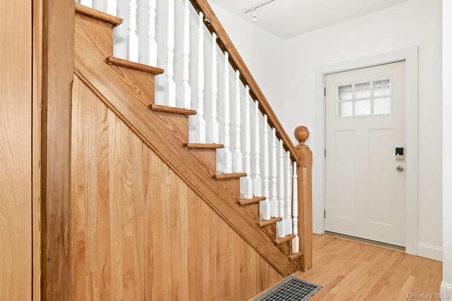 Photo - 11 S Cedar St