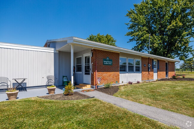 Leasing Office - Spring Meadows