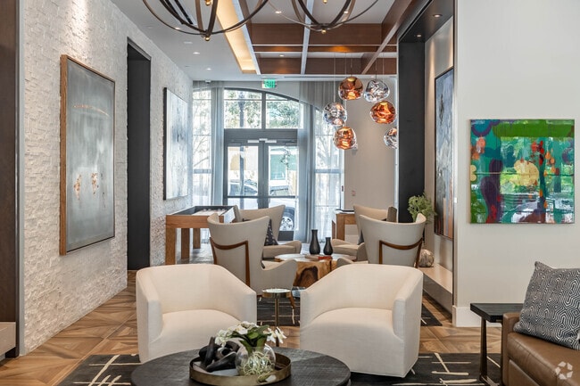 West Amenity Lounge
