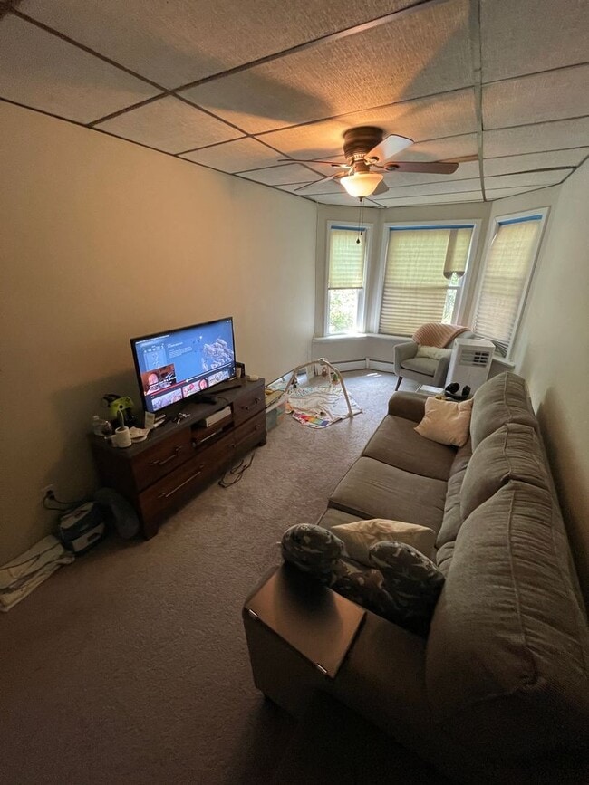 Photo - 642 N New St Unit 642 N New St -  3