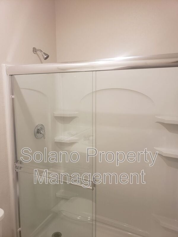 Photo - 2940 Sugar Pne St