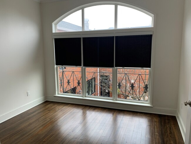 Bedroom - 151 W Main St Unidad A