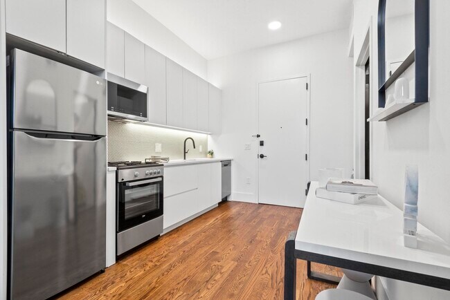 Photo - 380 Montgomery St Unit 1070
