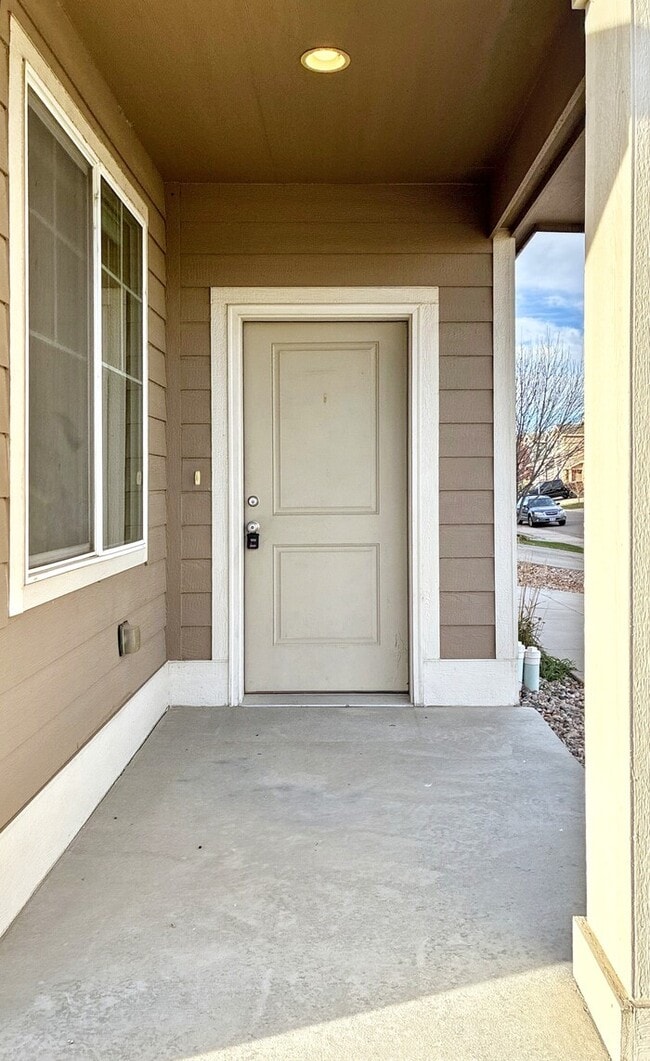 Photo - 403 Bannock St