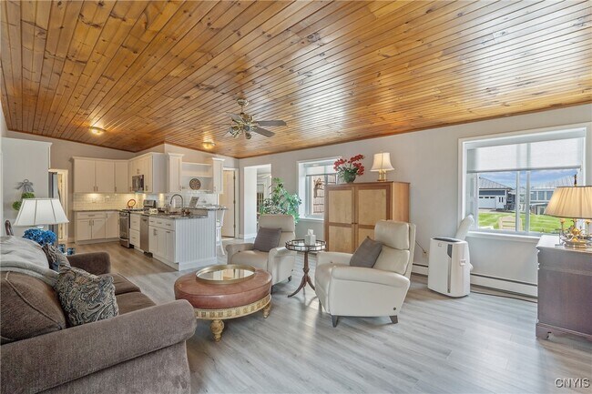 Photo - 1131 Marlyn Park Dr