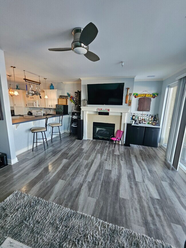 Photo - 230 Plaza Gardens Ct Unit 4c