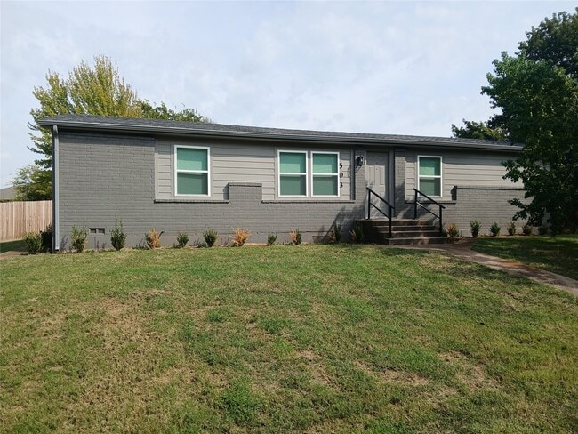 Building Photo - 503 Windmere Cir