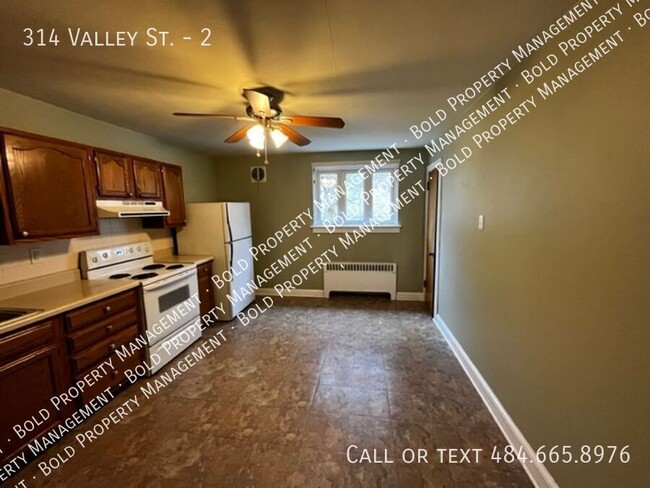 Building Photo - 314 Valley St.-2 Unit 2