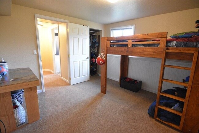 Photo - 222 Ridgeway Dr