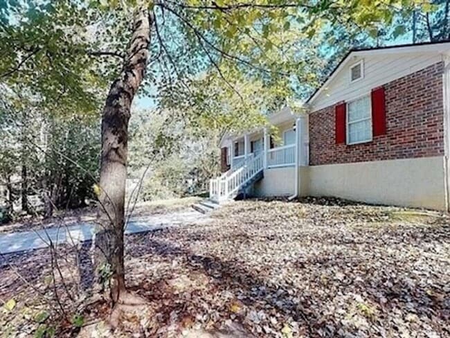 Photo - 340 Willis Mill Rd SW