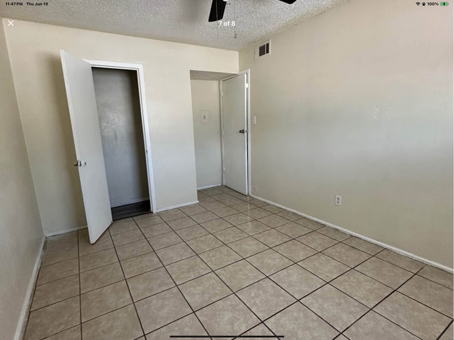 Photo - Downstairs 2 Bed / 1 Bath Apartment with Electric, Water, Trash & Gas INCLUDED Unit 117