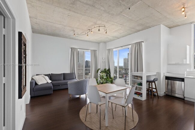 Photo - 133 NE 2nd Ave Unit 3119