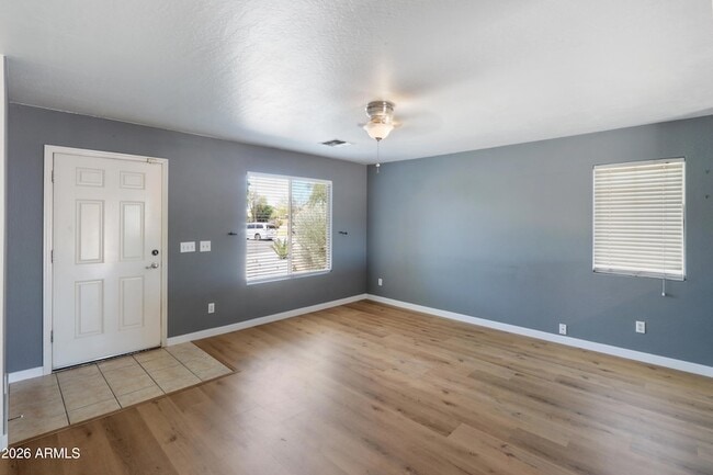 44924 Balboa Dr