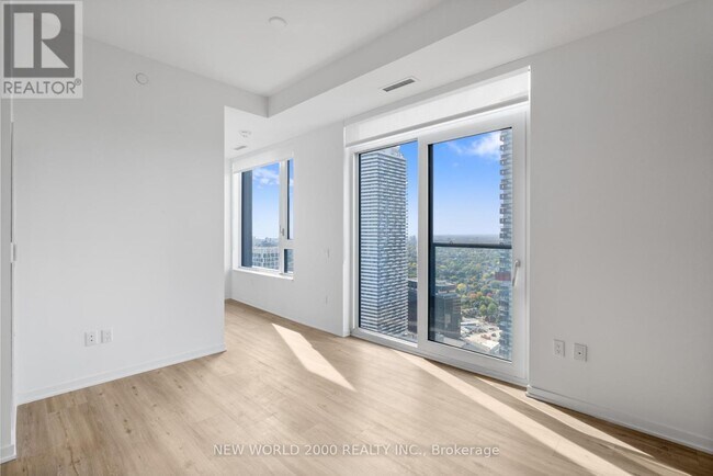 Photo - 101 Roehampton Ave Unit 3809