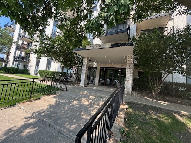 Building Photo - 9701 N Dee Rd Rental