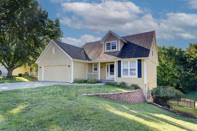 Photo - 1721 Collins Dr