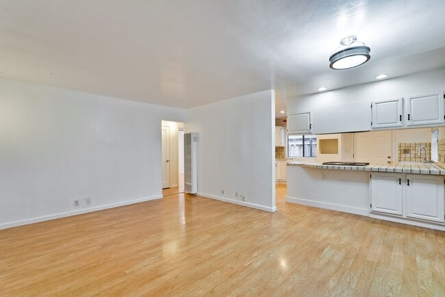 Photo - Welcome Home!!! - Great Location, Near Val...