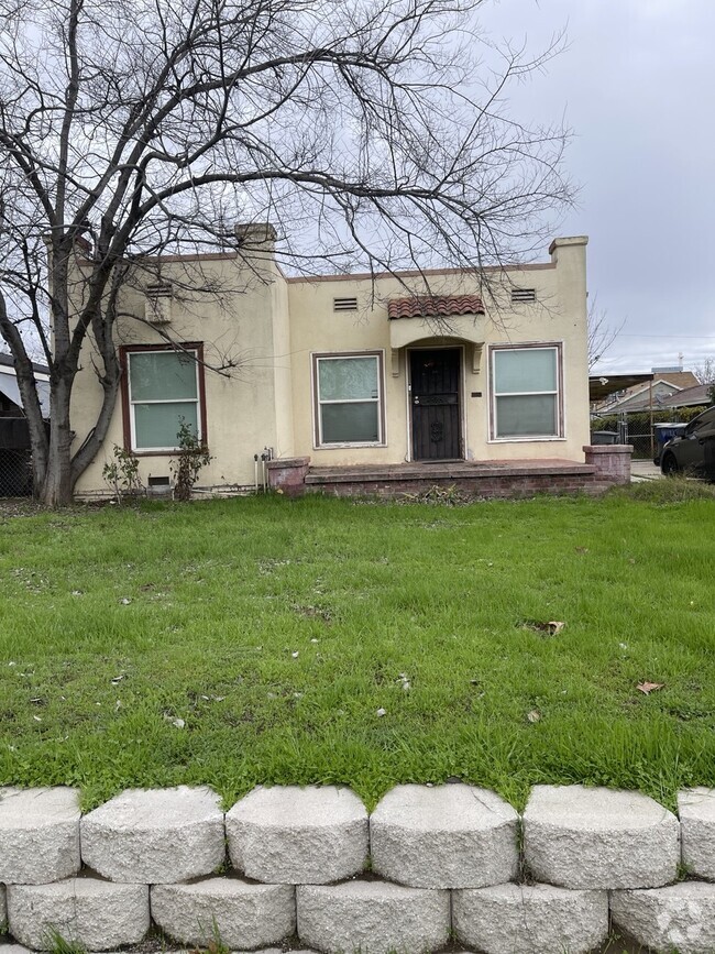 Building Photo - 1020 Pottle Ave Rental