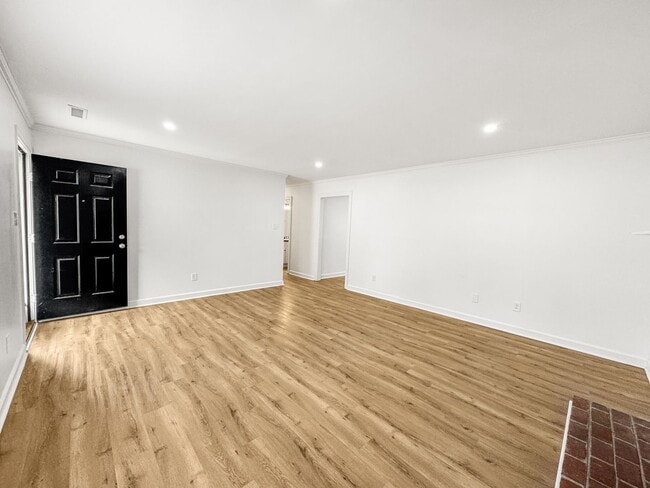Photo - Newly Remodeled 3-BR, 2-Bath Home