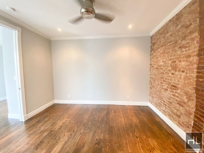 Building Photo - Prince Street Rental