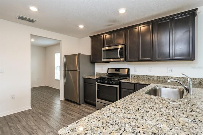 Photo - 457 Kensington View Dr