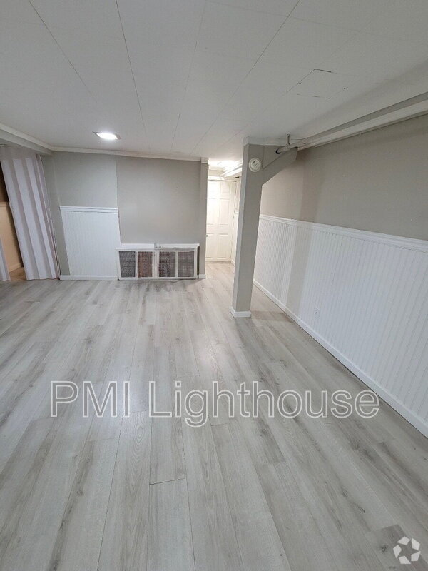 Building Photo - 69 Cheshire Rd Rental