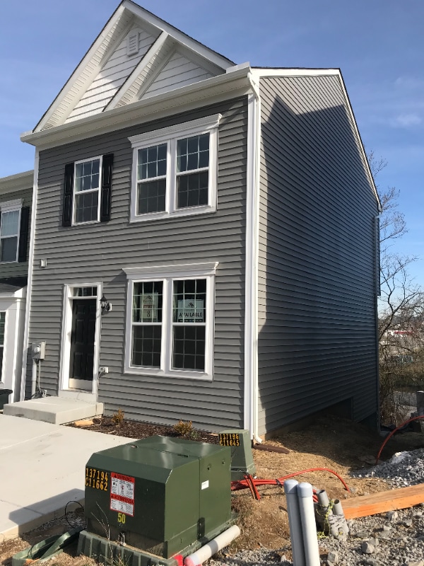 Building Photo - 189 Falling Leaf Ln