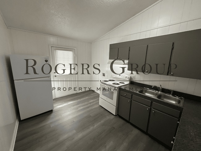 Photo - 212-214 Crozier St Unit 212 Crozier St