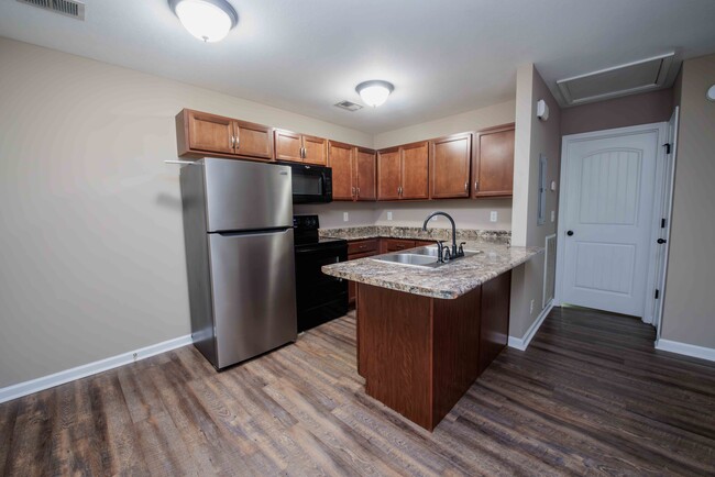 Full suite of appliances - 798 Martin St Unit A