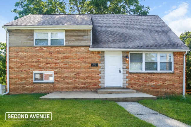 Building Photo - 667 Regency Dr