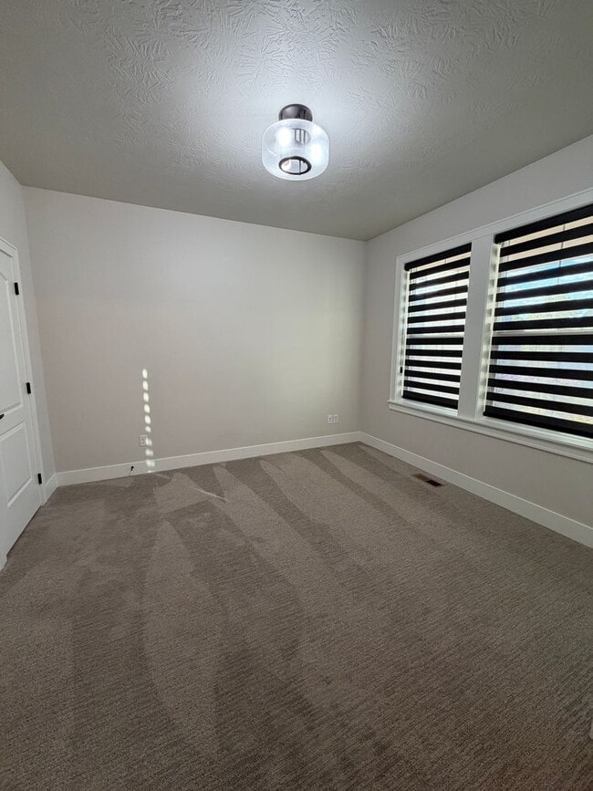 Photo - South Meridian Beautiful 4-Bedroom Home with a 3-Car Garage