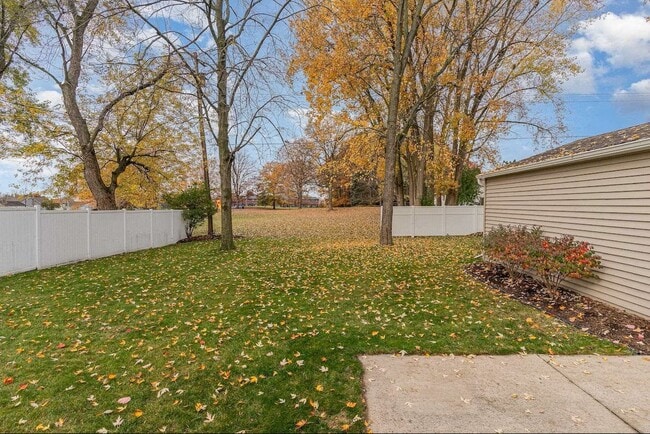 1505 Iowa St