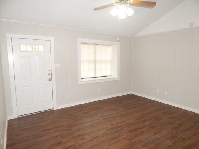 Photo - Country Living-City Close! Updated 2 Bedro...