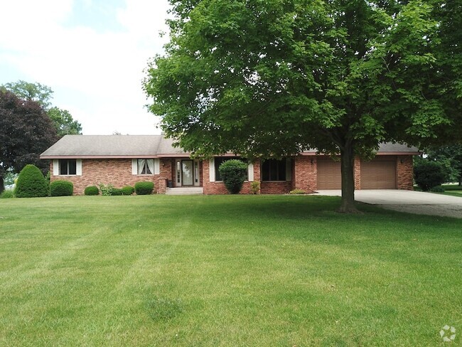 Building Photo - 8560 N 4000 W Rd Rental