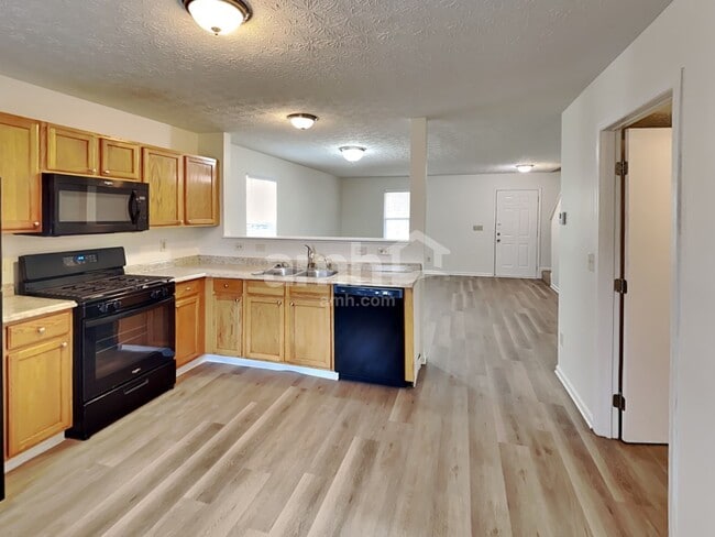 Photo - 7504 Hemrich Dr