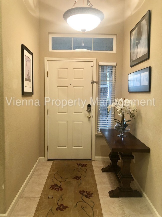 Photo - 680 Spaulding Dr