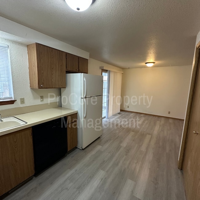 Photo - 3704 W Rose Hl St Unit 210