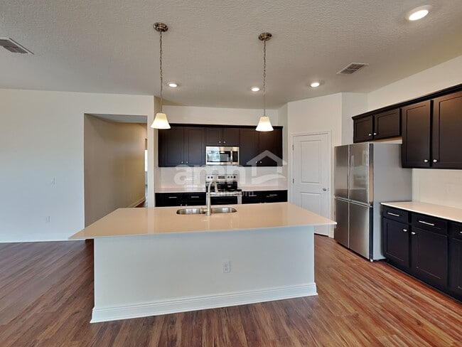 Photo - 2725 Ponds Trl