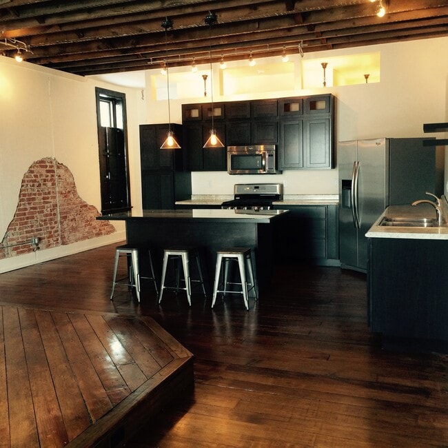 Photo - 106 N Main St Unit 106