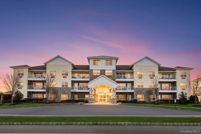 3 Meadows Ln Unit 5