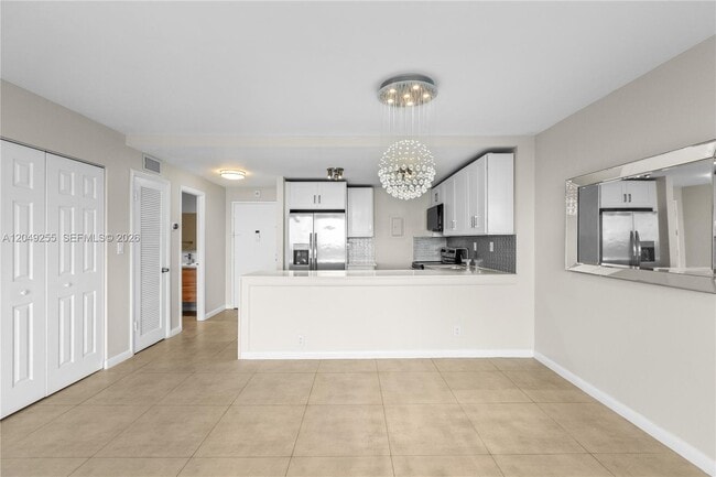 Photo - 16710 NE 9th Ave Unidad 706